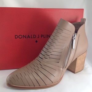 Donald J Pliner Women's Elton Natural Ankle Bootie